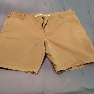 mossimo shorts 42 waist C7